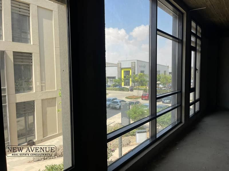 5 WhatsApp Image 2025-12-16 at 4.34. 41 PM (1). jpeg