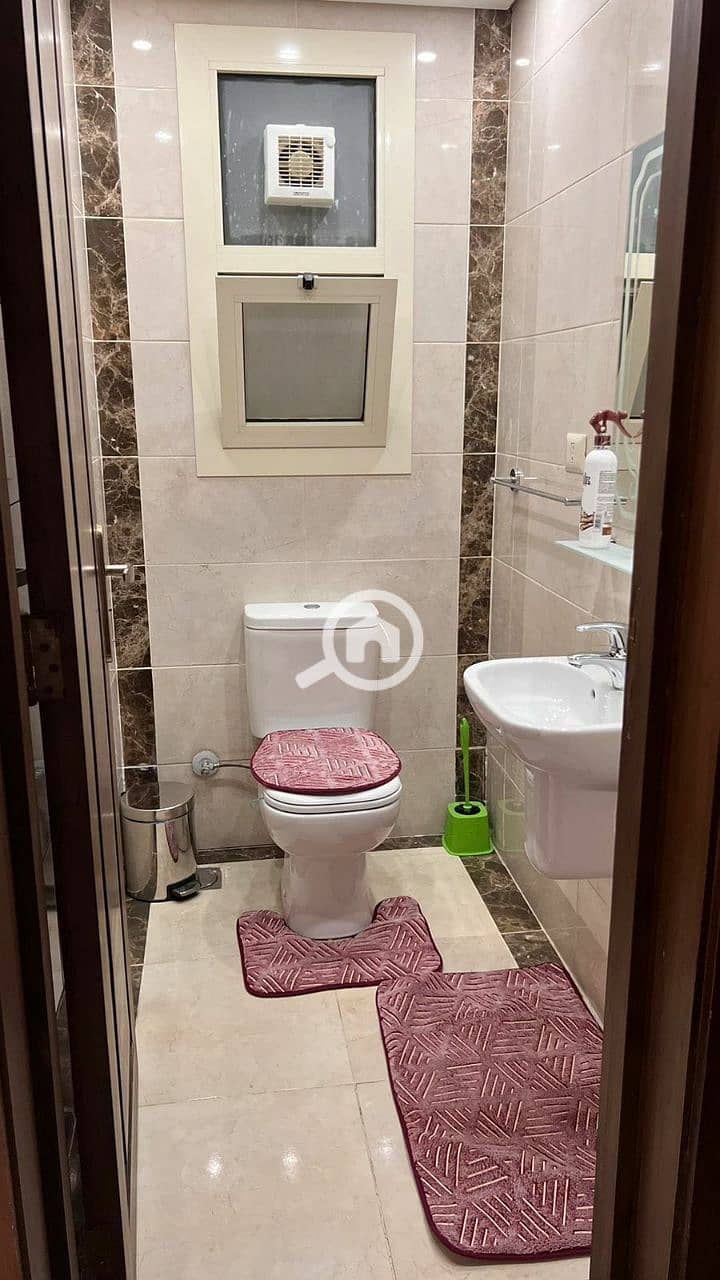 5 photo_5893001559308700574_y. jpg