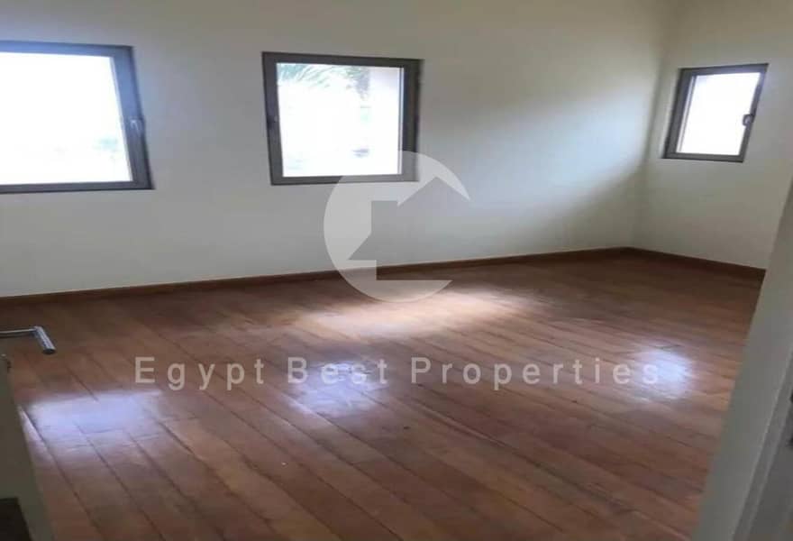 5 4927da5b-68c5-4c57-8bc4-0b50633f64c5. jpg