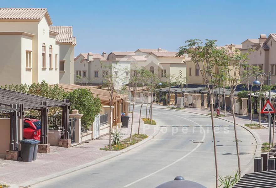 10 fbd9da35-4fd6-440e-a95c-f650d0be4b39. jpg