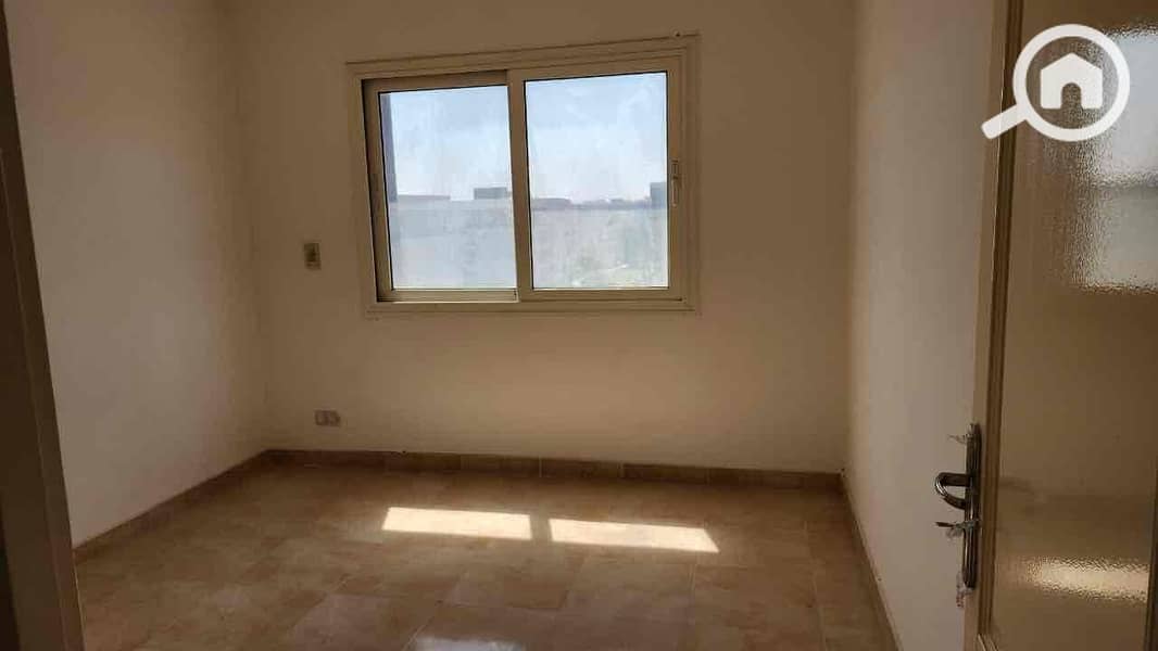 4 f9586952-db16-4e36-8652-067cb723890c. jpg