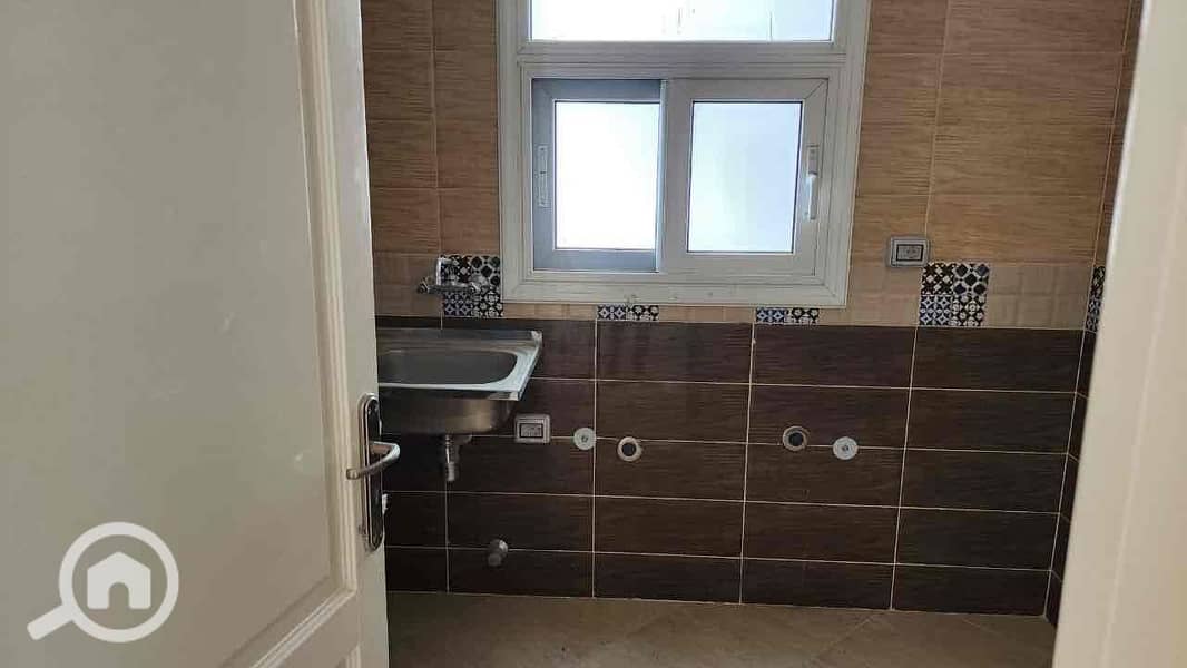 6 d4df3e27-ccff-4868-928f-5650f8188114. jpg