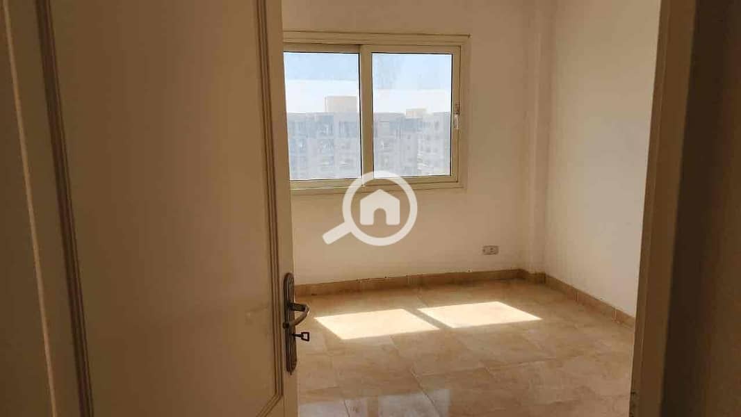 11 c6a61745-a11b-4432-be85-54f0305642f5. jpg