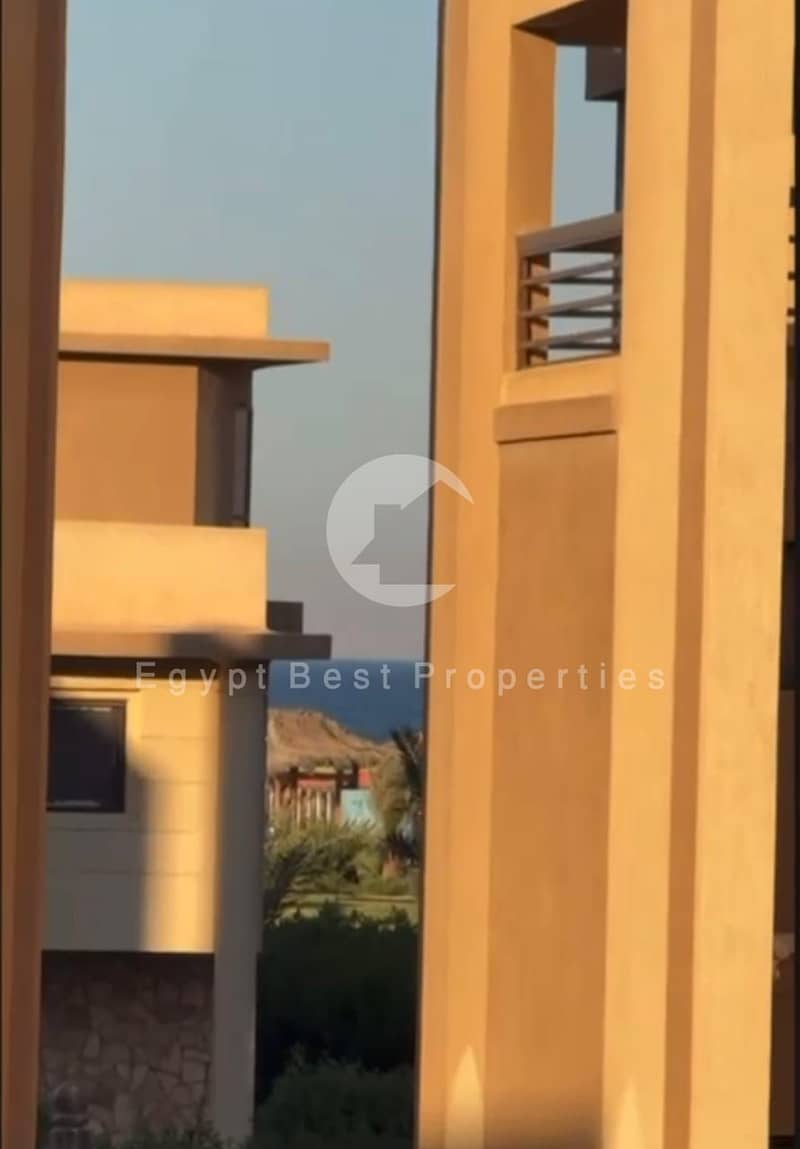 9 ef7580b8-0afc-4d0e-9b15-3a62206fbb84. jpeg