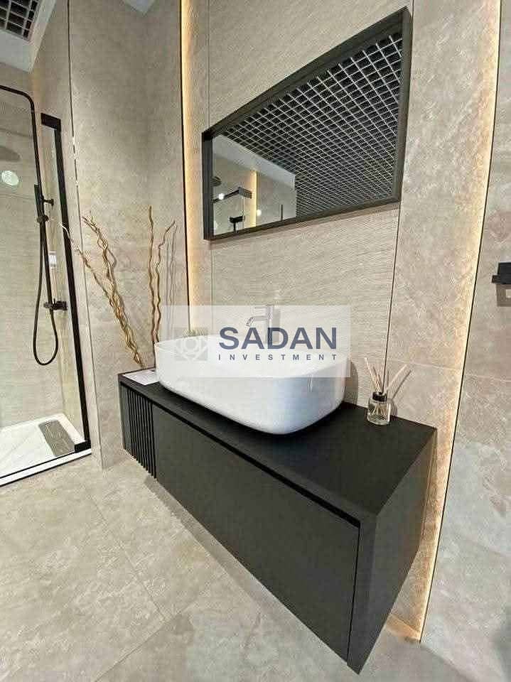 8 594093660_834157976201900_3840287169920866780_n. jpg