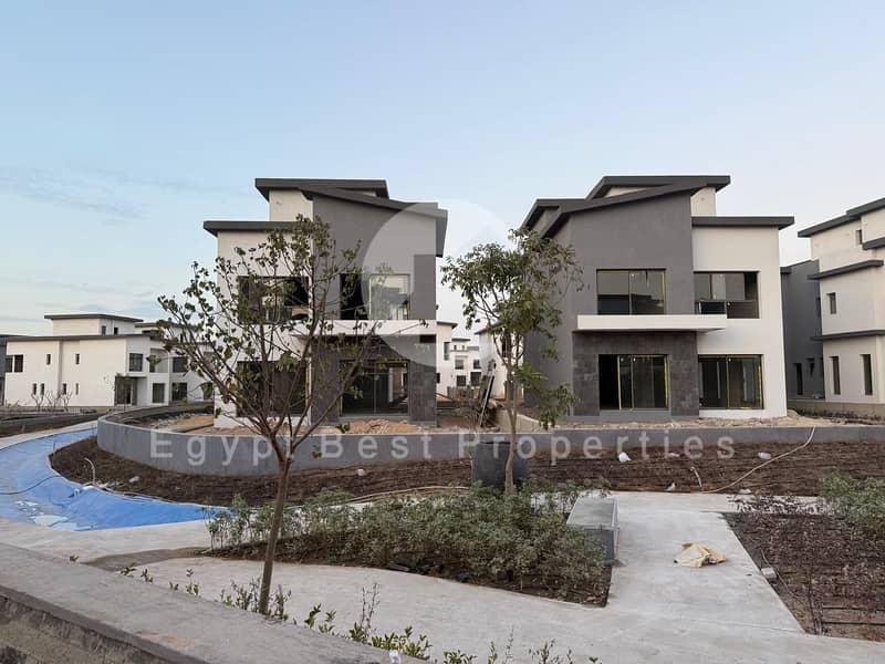 6 WhatsApp Image 2025-09-09 at 23.16. 26_967d52c7. jpg