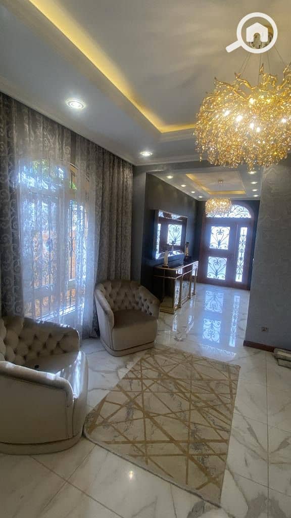 4 ff30e5df-e5f9-4fd5-86ea-c77b22d4ac00. jpeg