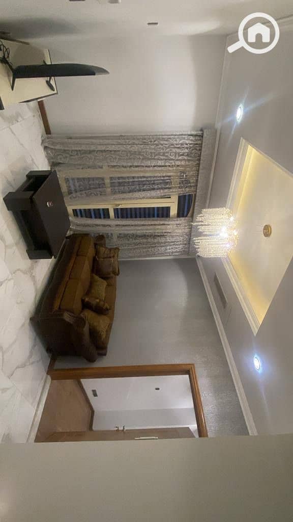 12 c0ed54dd-dfad-4dcd-a539-a5fda72f28c8. jpeg