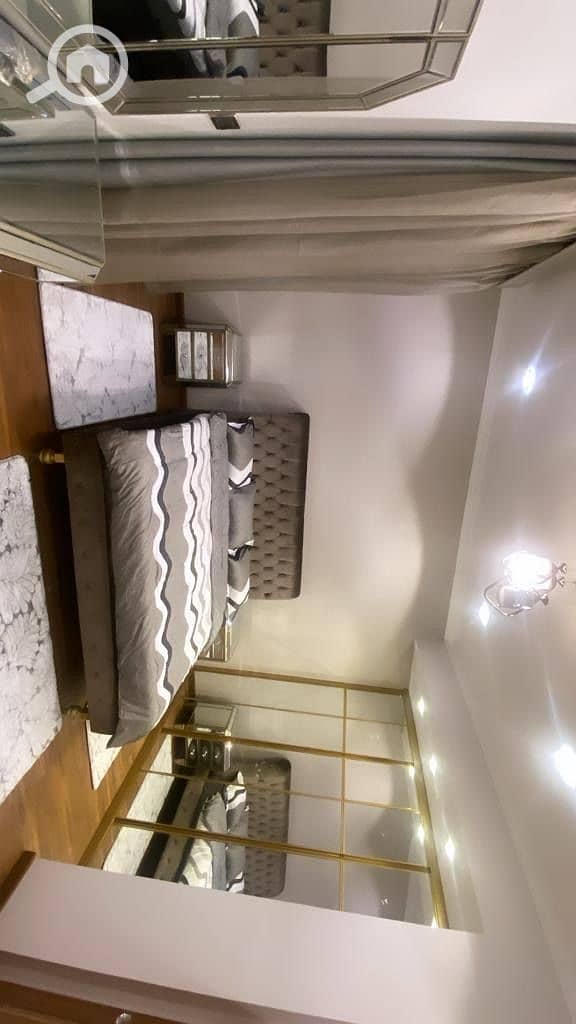 13 370066a2-2555-42ca-a625-3aa13cc4c41a. jpeg