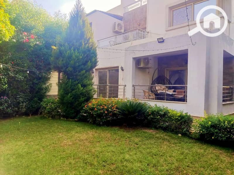 21 photo_5893001559308700585_y. jpg