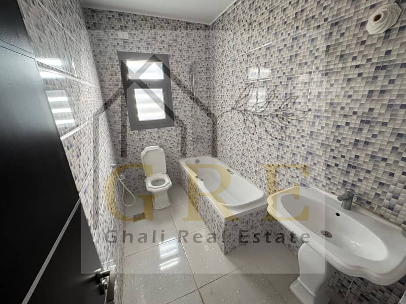 5 80e9a02b-e929-4c05-aa14-288713aa5d00. jpg