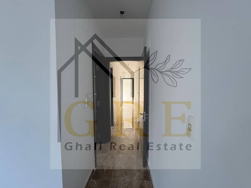 9 cda37dce-a7e6-4bec-a4a6-f2d1dbc6918c. jpg