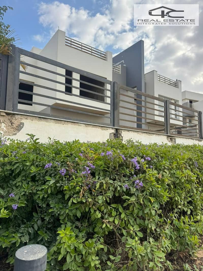 4 WhatsApp Image 2025-12-15 at 2.04. 05 PM (2). jpeg