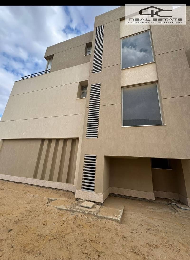 13 WhatsApp Image 2025-10-21 at 18.50. 50 (1). jpeg