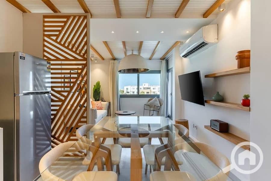 2 0decfbe4-e273-4bc5-bc41-7071b603891d. jpg