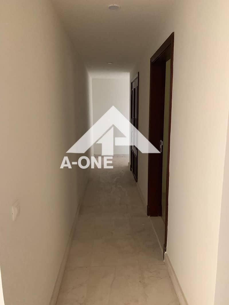 8 eb57790c-a881-4ee4-abcd-7492ccd5b69b. jpg