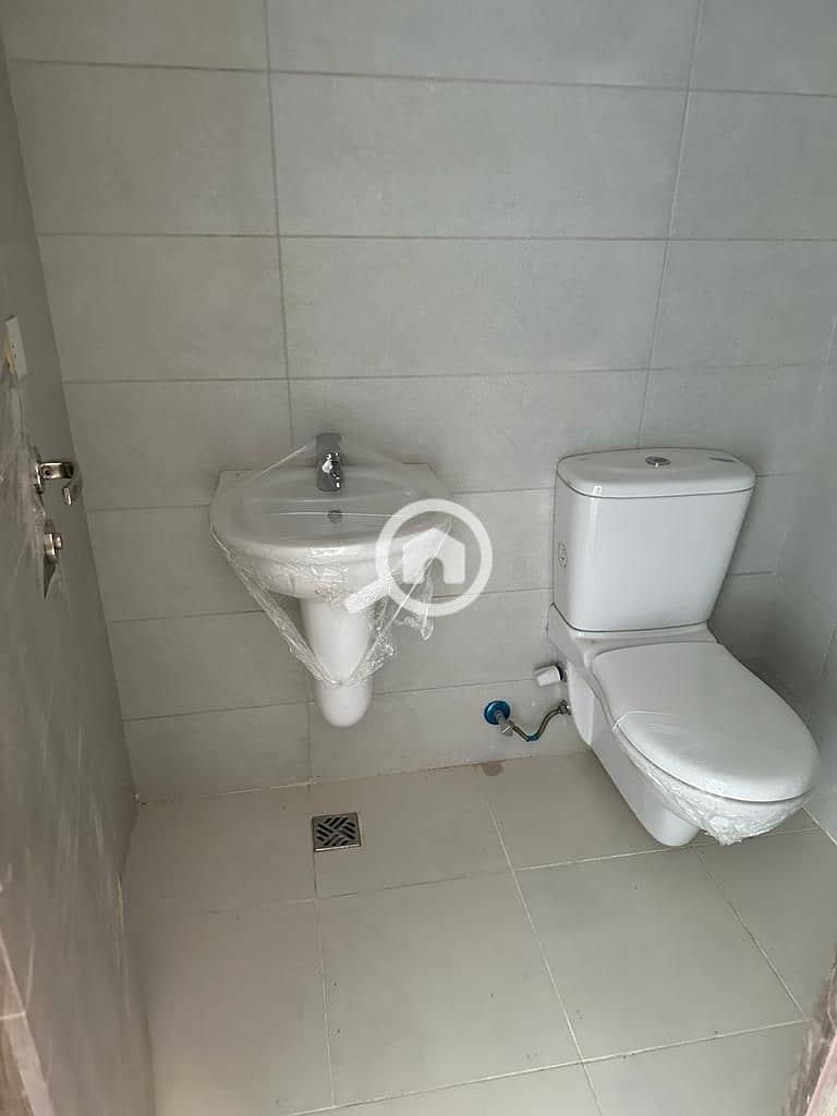 5 WhatsApp Image 2025-06-04 at 11.40. 07 AM (1). jpeg