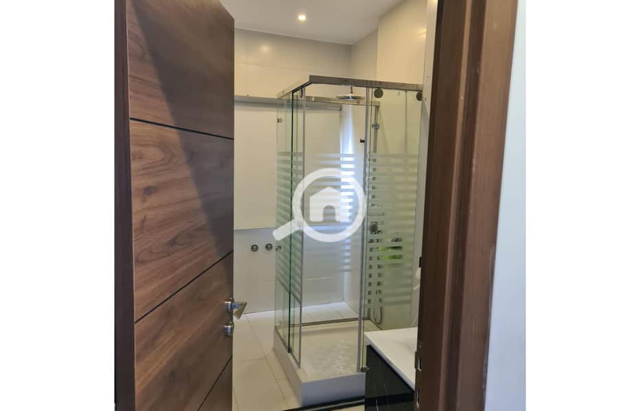 16 WhatsApp Image 2025-12-13 at 4.25. 27 PM3333. jpg