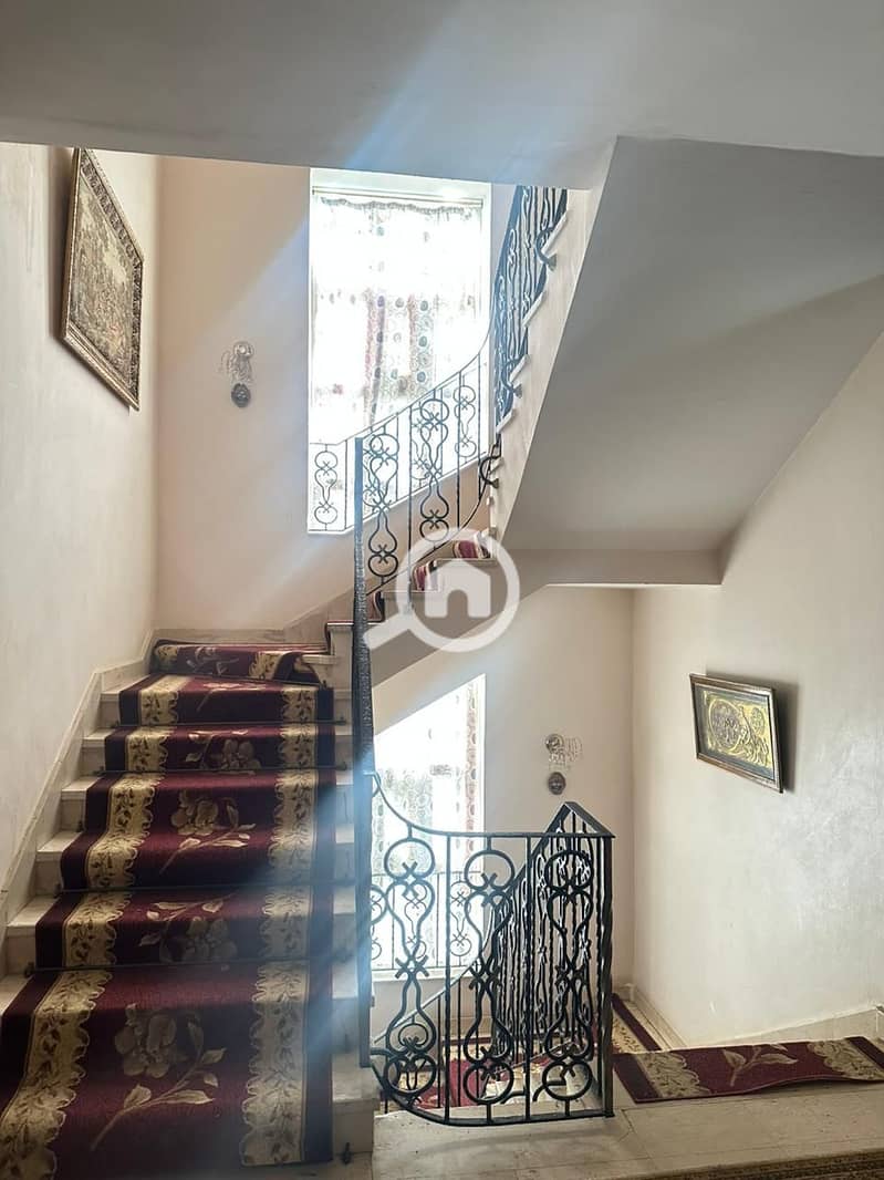 8 95991cb0-fcf1-4a2c-bb6d-16e85e98d3af (1). jpg