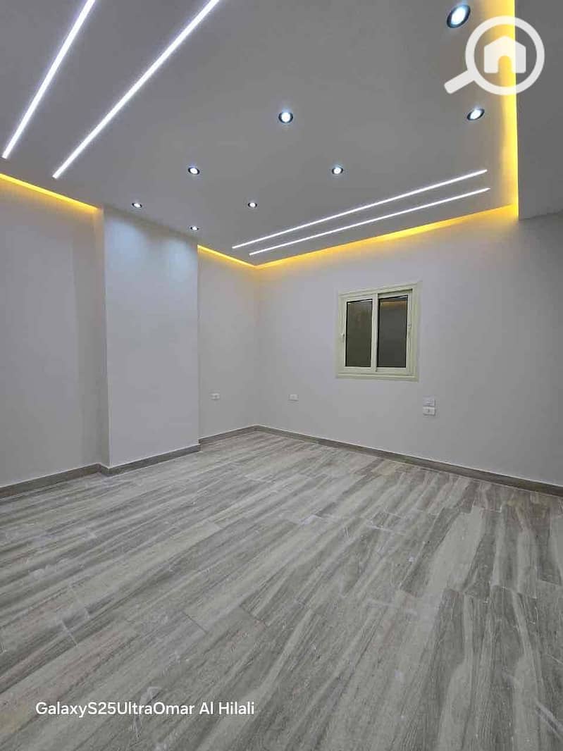 9 fe1e5372-9f2e-4dfb-be94-9085f8bd8896. jpg