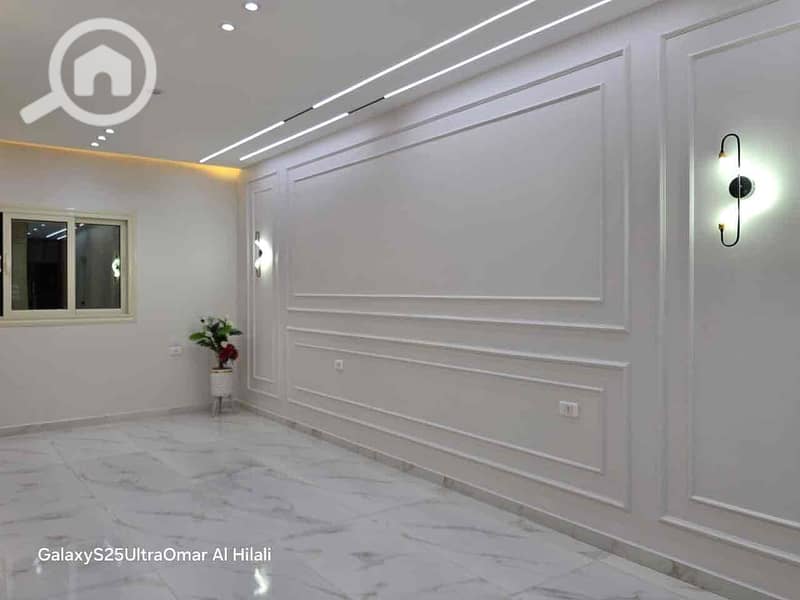 10 8469ae7f-0de2-4a0f-aff7-0a228c13fea8. jpg