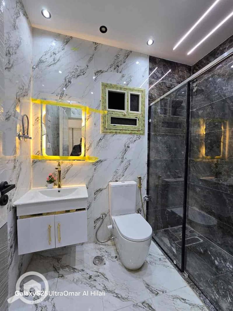 11 f9ba3a45-6925-4d7b-bb4e-d2357dc49e2a. jpg