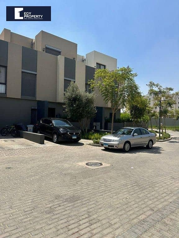 6 _files_56ecab87-cfc0-4e74-bd56-eb5cbeb7c632. jpeg