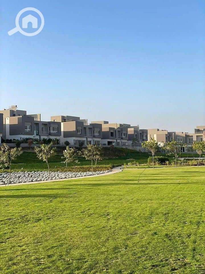 2 524751422_1267949358073087_8145849041713452411_n. jpg