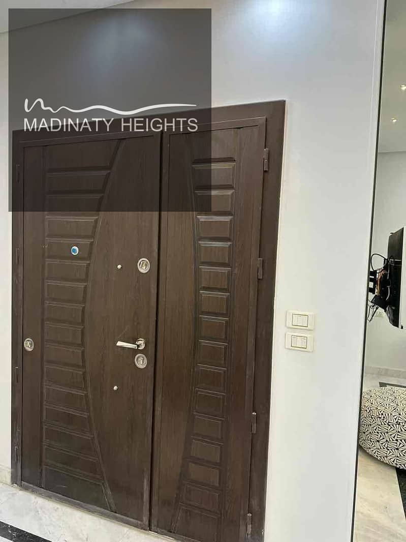 8 ae3f1ea4-1b73-4ccb-b110-7e73a4261ee3. jpg