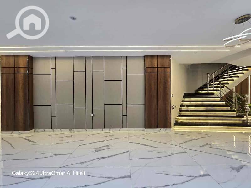 11 d655cac3-dc68-4edc-b184-fad94ea40482. jpg