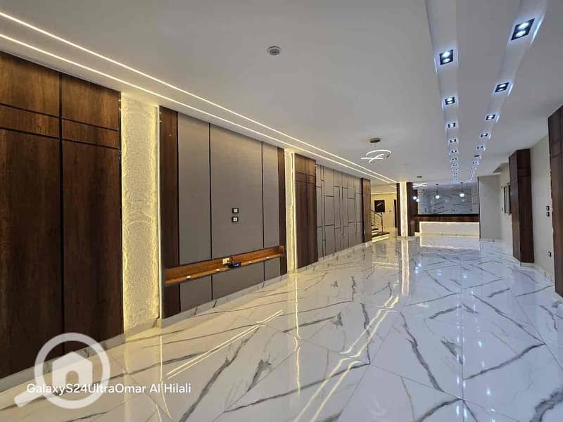 17 a54bc21c-05fe-4da7-87ab-4f5ae3b6791b. jpg