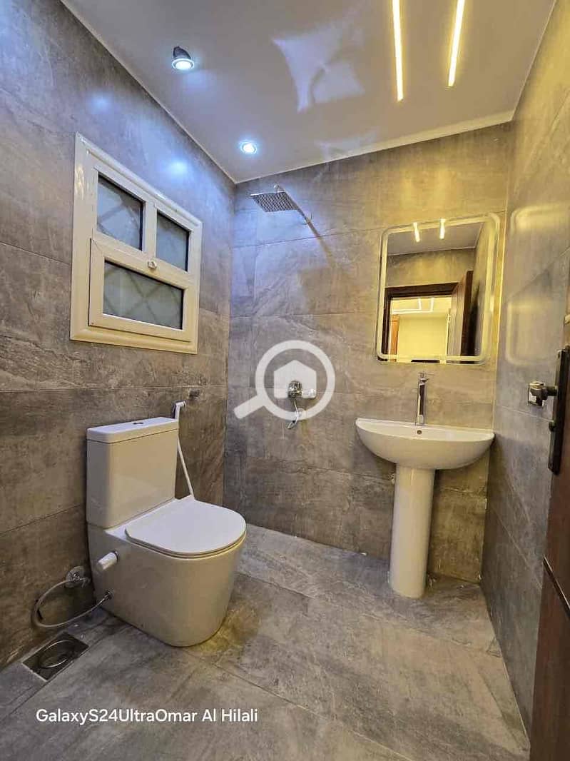 19 d8976d79-92ae-401b-b15e-d46cded3791b. jpg