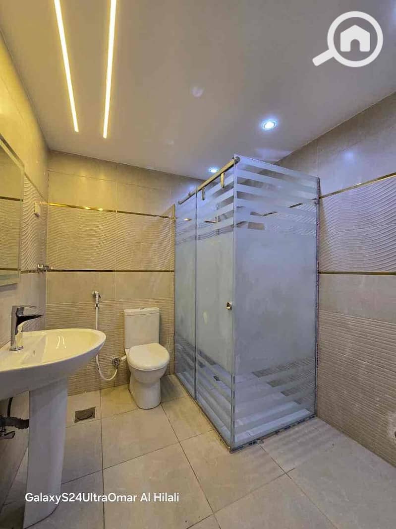 23 be208523-b14d-4895-92d3-3bce1790a5d2. jpg