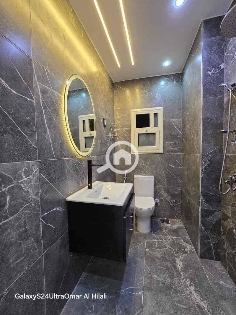 33 102ff9ef-5834-4e57-bea4-a286a281575d. jpg