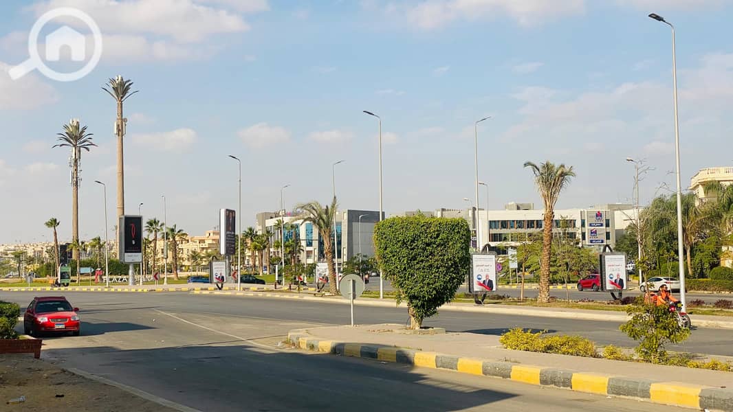 12 2c751682-49bc-4531-890c-e51b881d1b69. jpg