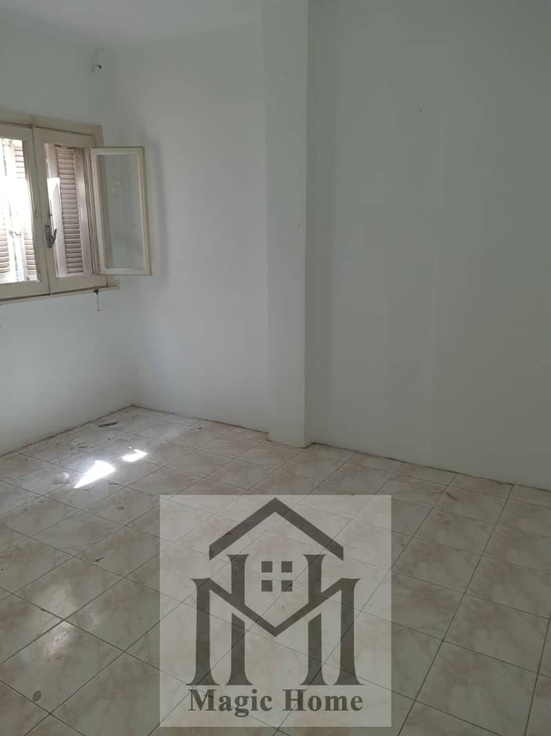 5 7f1392b8-31ad-459f-aa50-9833dacbe3bf. jpg