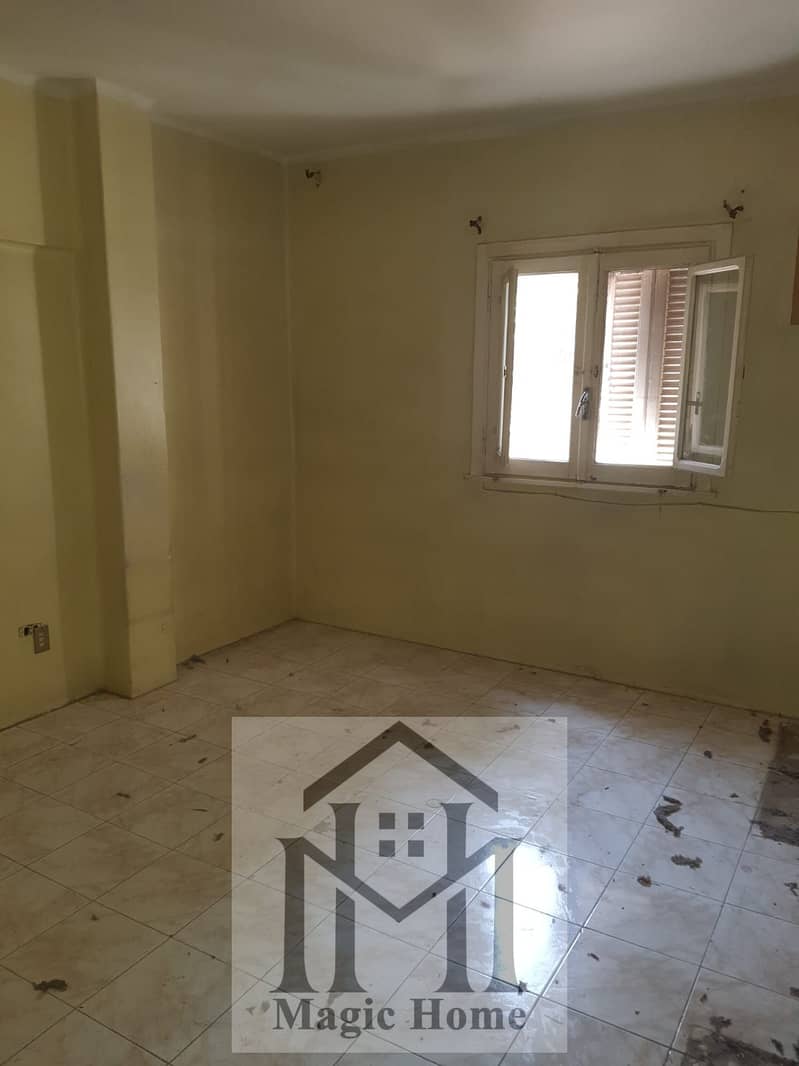 9 04738ac1-d9e4-4fe9-9582-49472ed13057. jpg