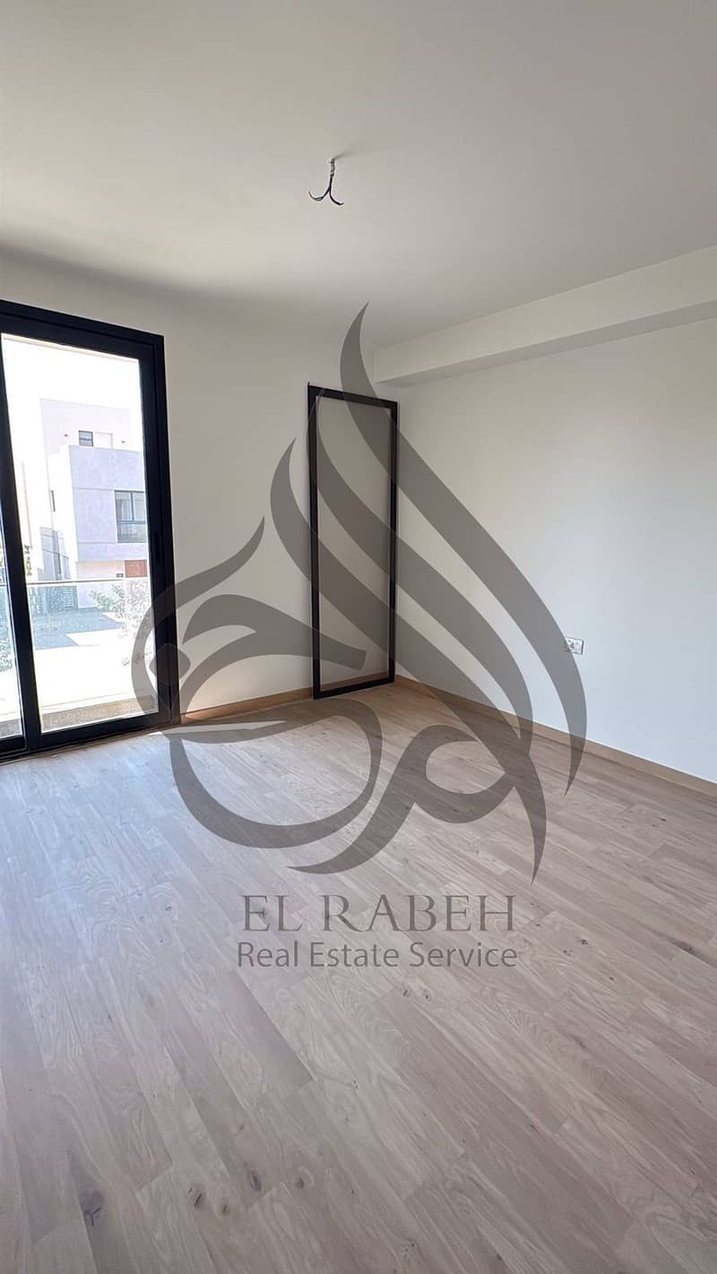 5 WhatsApp Image 2025-12-14 at 2.22. 19 PM (1). jpeg