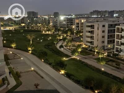 3 Bedroom Flat for Sale in New Cairo, Cairo - IMG-20251027-WA0025. jpg 3 Bedroom Flat for Sale in New Cairo, Cairo - IMG-20251027-WA0025. jpg