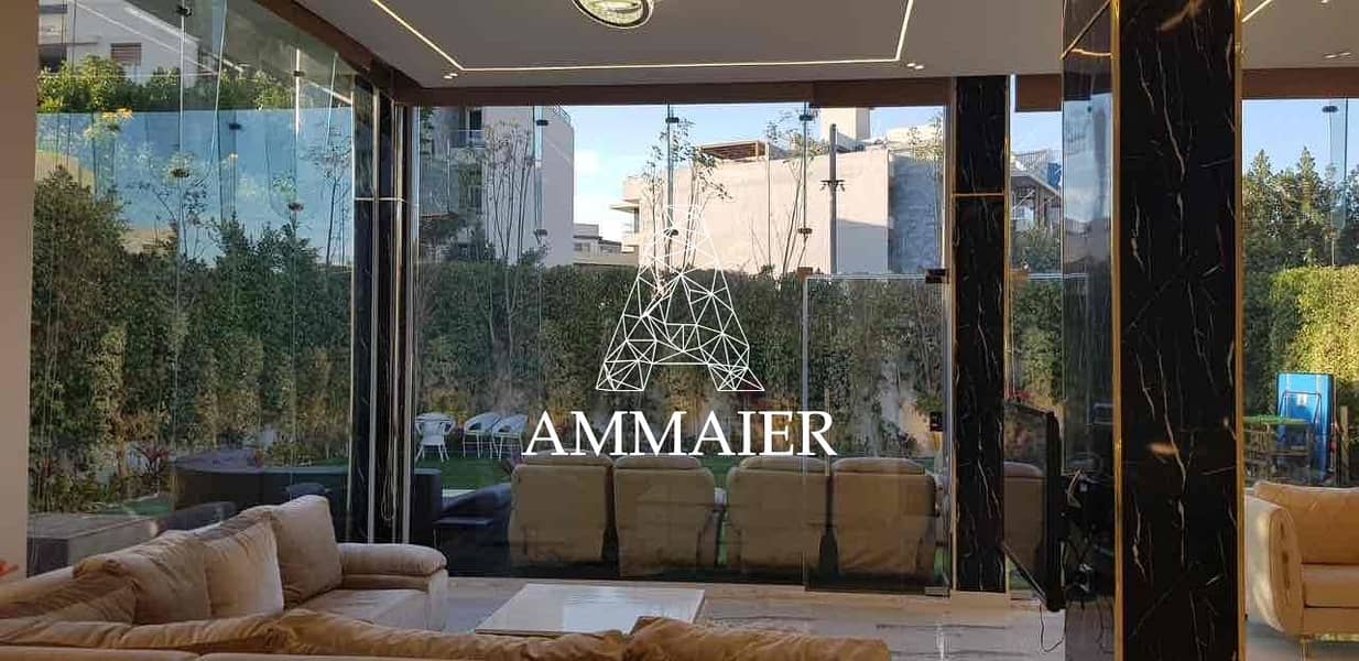 4 3c7e6a15-d3b8-43e6-a2a1-5dcd70c5b2d7. jpg