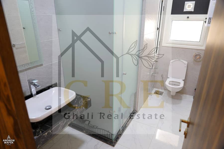 9 c9d337a0-a06e-4a15-8475-60cd1ad69cad. jpg