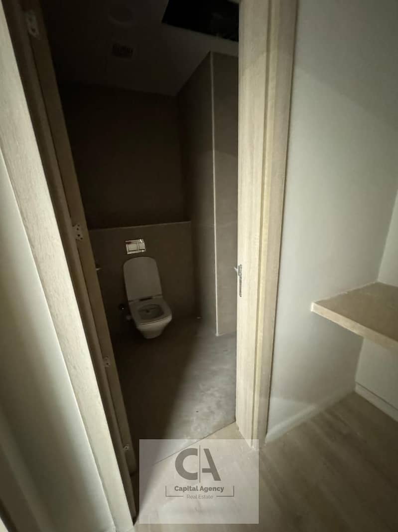 6 fc406c2a-1044-4479-a88c-c588331699f2. jpg