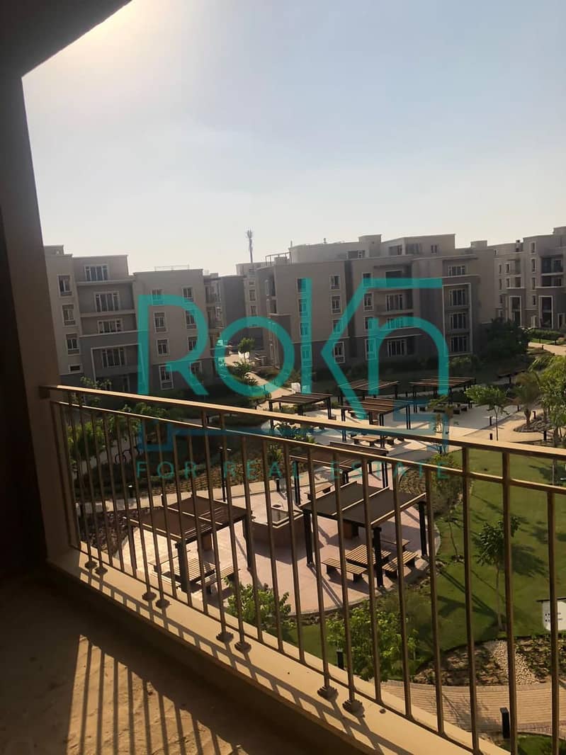 2 1eb31850-0e89-4e7a-8db8-169e4f28caee. jpg