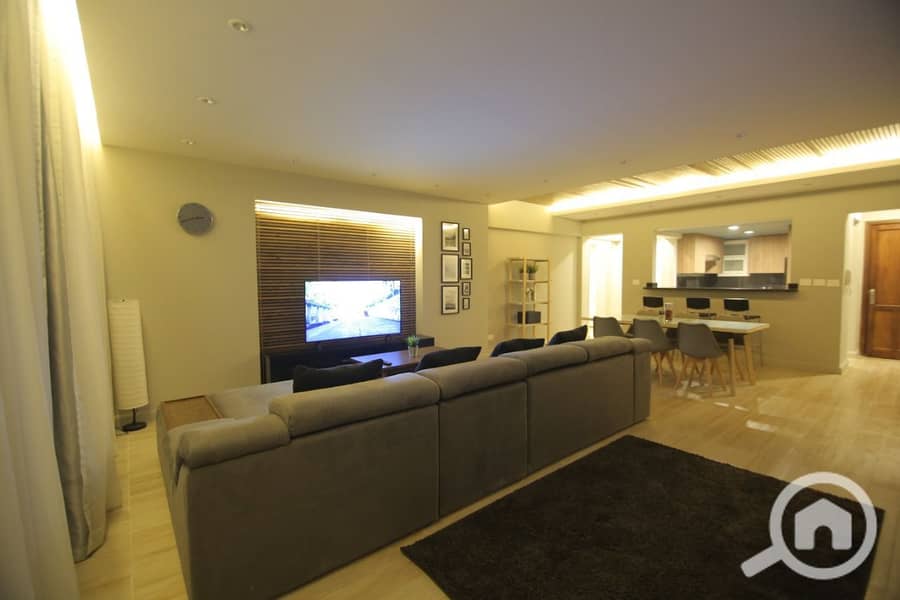 3 a20eede5-09c5-41dd-88ef-7d507106411a. jpeg