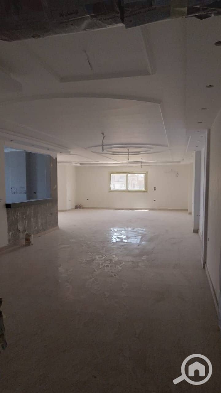 2 273b5dcf-3f78-4115-83d5-48cf95d9f4ef. jpeg