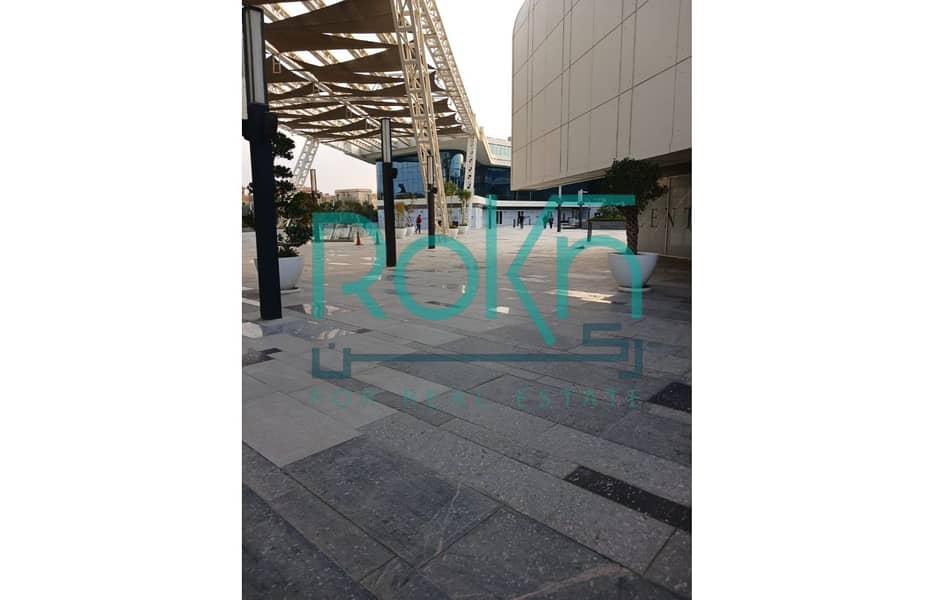 10 WhatsApp Image 2025-12-03 at 13.45. 24. jpg