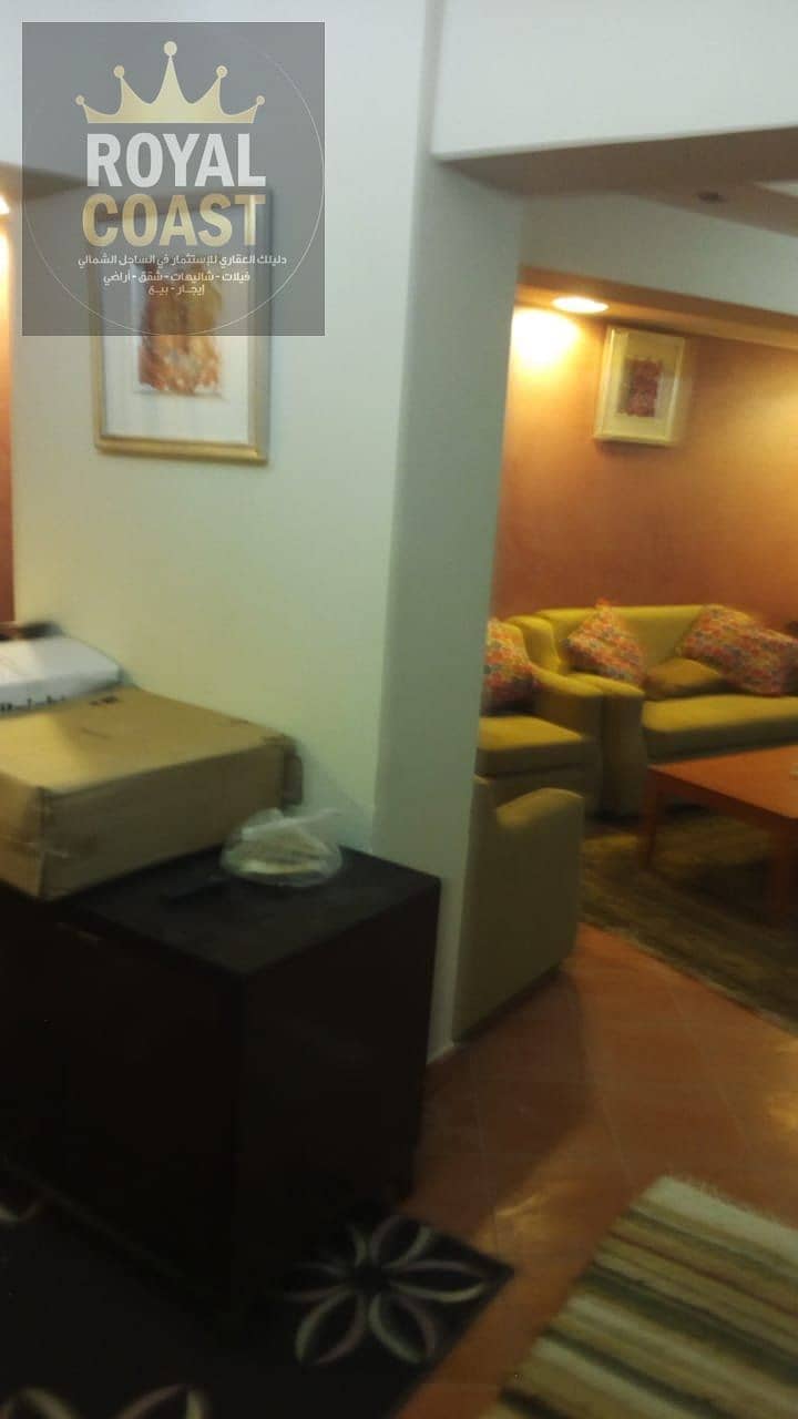 34 0a0bd407-54ff-48ff-9efb-273cd5edbce1. jpg