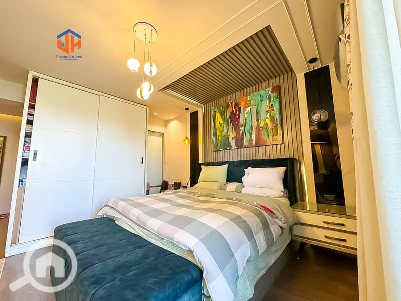 15 WhatsApp Image 2025-12-13 at 23.00. 28. jpeg