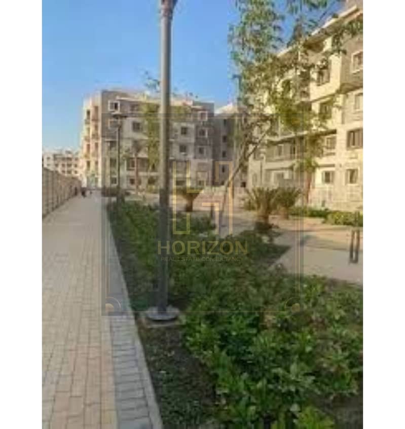 4 images (1). jfif. jpg