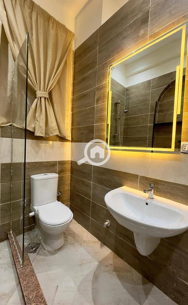 9 WhatsApp Image 2025-12-14 at 4.06. 05 PM. jpeg